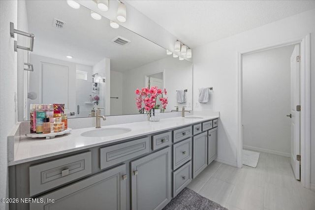 942 ROOSTER HOLLOW Way, Middleburg, FL 32068