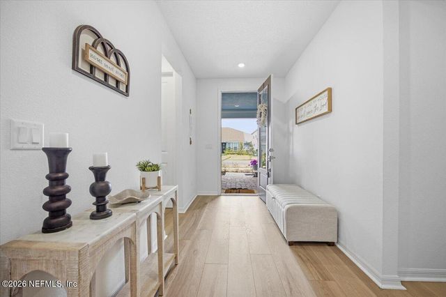 942 ROOSTER HOLLOW Way, Middleburg, FL 32068