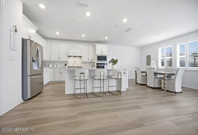 942 ROOSTER HOLLOW Way, Middleburg, FL 32068