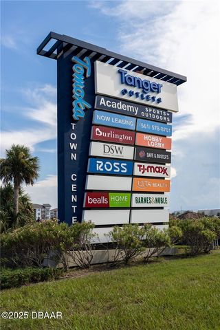 1313 Pine Ridge Drive, Daytona Beach, FL 32117