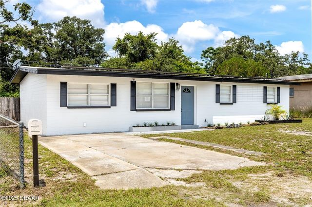 1313 Pine Ridge Drive, Daytona Beach, FL 32117