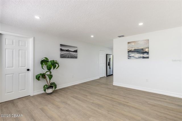 1313 Pine Ridge Drive, Daytona Beach, FL 32117