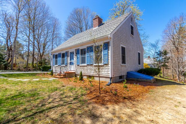 4 Quail Hill Road, Pocasset, MA 02559