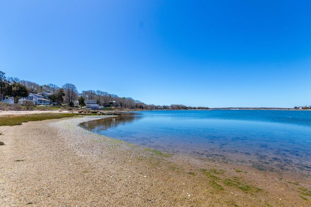 4 Quail Hill Road, Pocasset, MA 02559