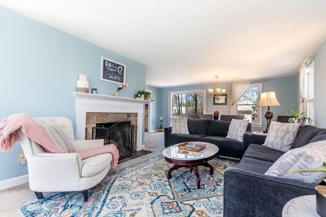 4 Quail Hill Road, Pocasset, MA 02559