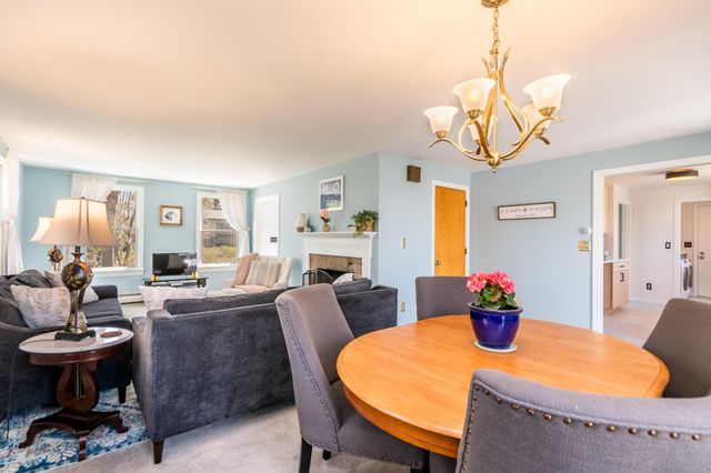 4 Quail Hill Road, Pocasset, MA 02559