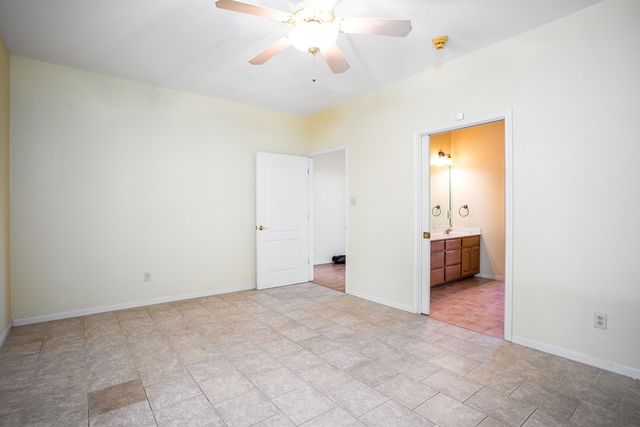 103 N Mount Haven Dr, Kerrville, TX 78028