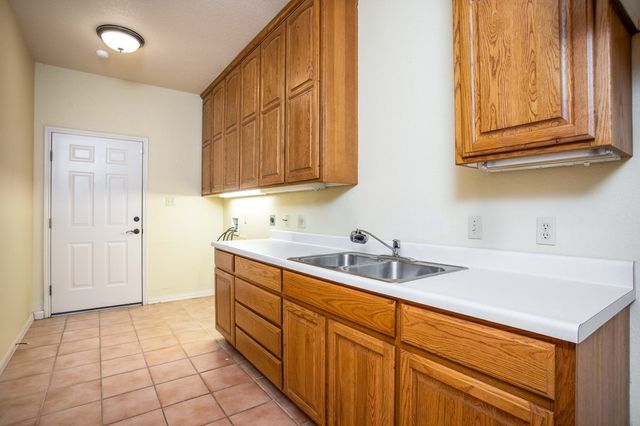 103 N Mount Haven Dr, Kerrville, TX 78028