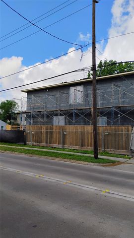 4002 Marquette Street, Houston, TX 77005