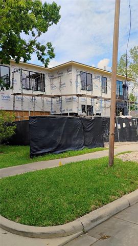 4002 Marquette Street, Houston, TX 77005