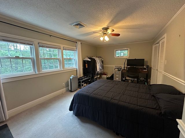 48 Juniper St, Billerica, MA 01821