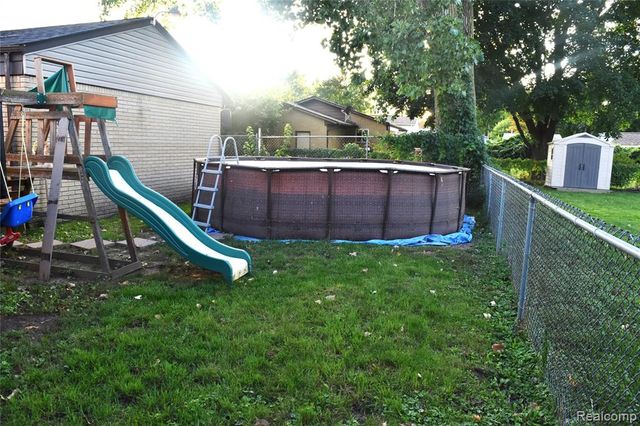 50555 Helmandale Street, Chesterfield, MI 48047