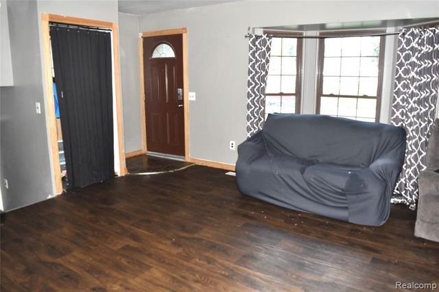 50555 Helmandale Street, Chesterfield, MI 48047