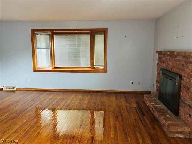 24401 Russell Avenue, Euclid, OH 44123