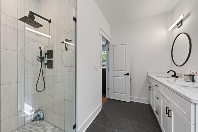 809 Ruby Way, White Bluff, TN 37187