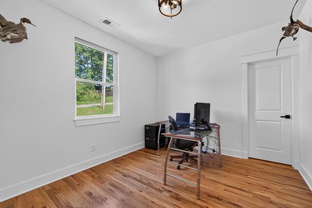 809 Ruby Way, White Bluff, TN 37187