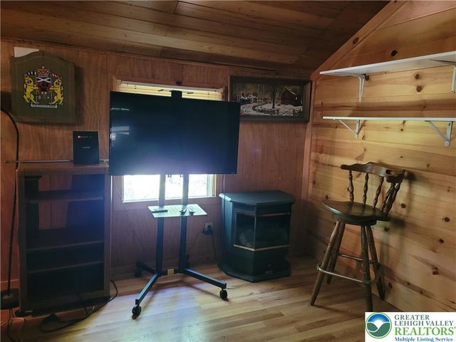 2048 Beaver Run Road, Tobyhanna Twp, PA 18347