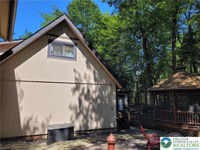 2048 Beaver Run Road, Tobyhanna Twp, PA 18347