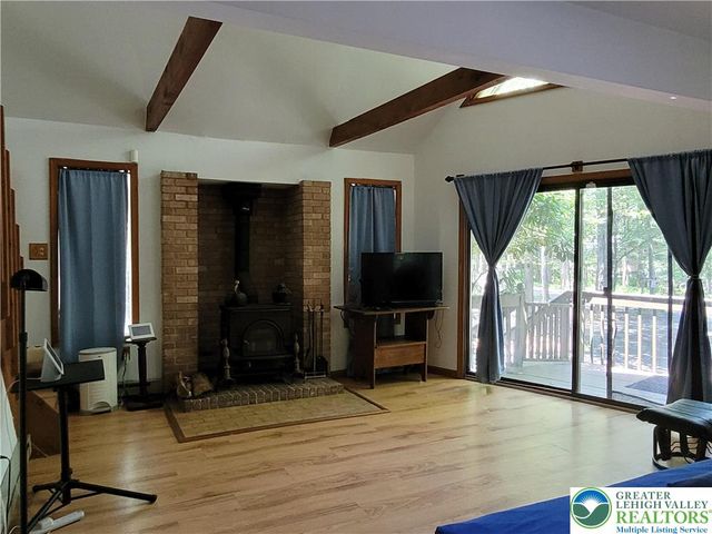 2048 Beaver Run Road, Tobyhanna Twp, PA 18347