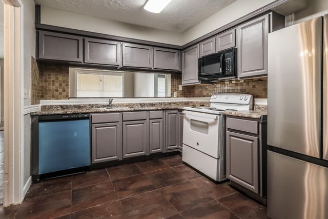 21126 N Tangle Creek Lane, Spring, TX 77388