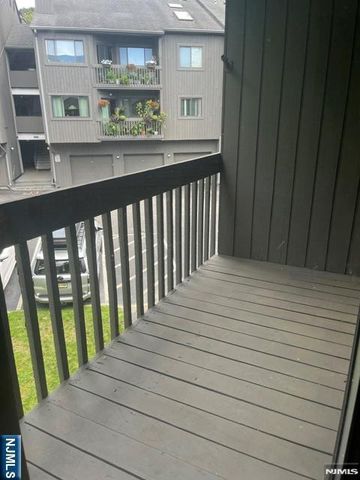 246 Mulberry Road 246, Ramsey, NJ 07446