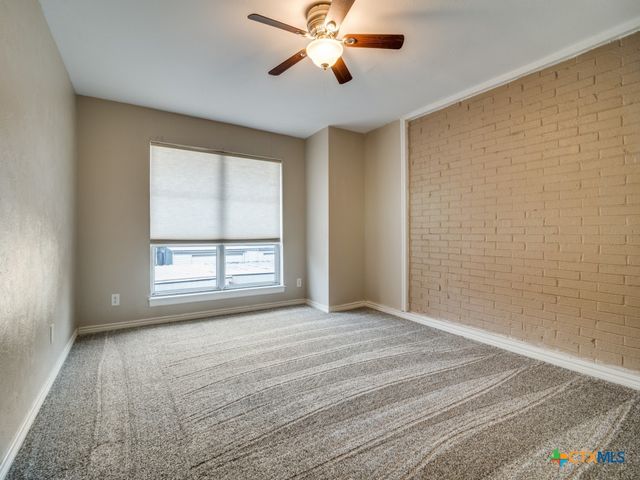 2009 Town Court, Garland, TX 75041