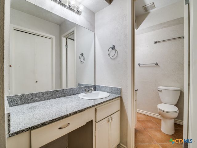 2009 Town Court, Garland, TX 75041