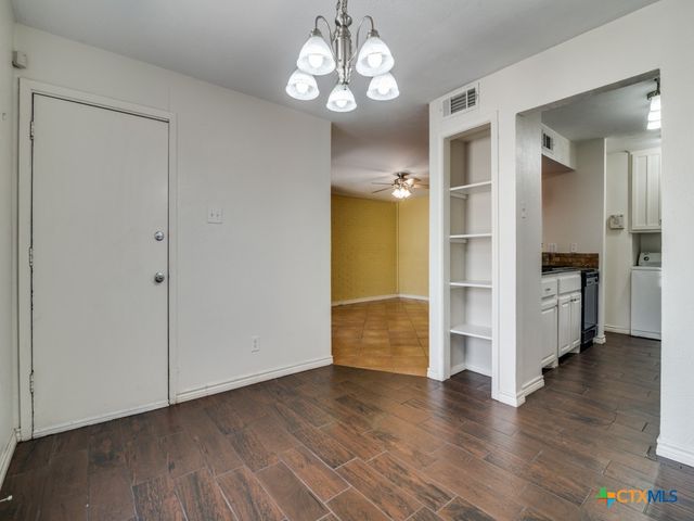 2009 Town Court, Garland, TX 75041