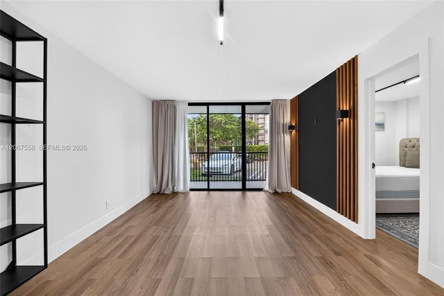 3301 N Country Club Drive 101, Aventura, FL 33180