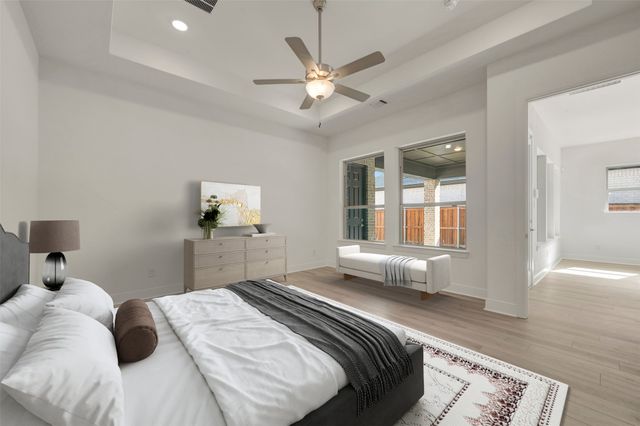 2081 Pine Grove Lane, Arlington, TX 76005