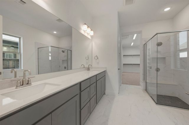 2081 Pine Grove Lane, Arlington, TX 76005