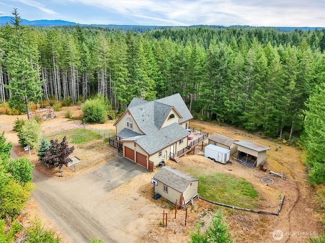 251 E Jobes Court, Belfair, WA 98528