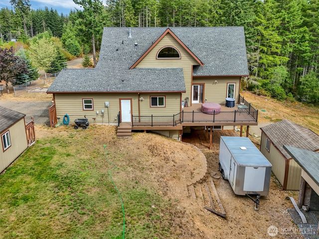 251 E Jobes Court, Belfair, WA 98528