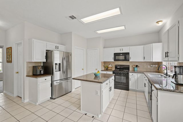 16114 Kintyre Point Road, Houston, TX 77095
