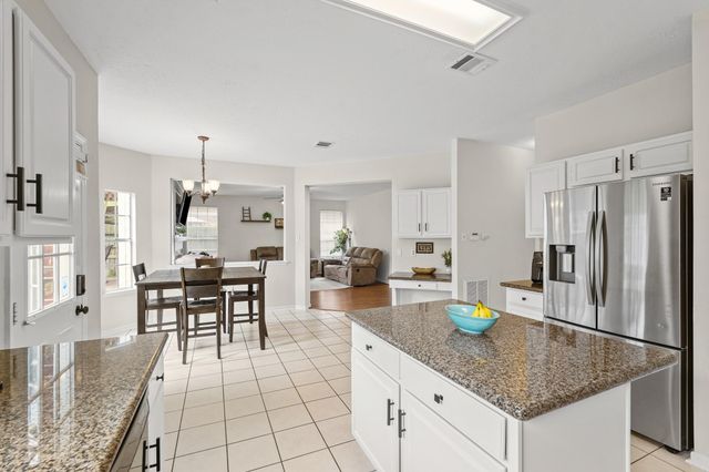 16114 Kintyre Point Road, Houston, TX 77095