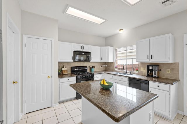 16114 Kintyre Point Road, Houston, TX 77095