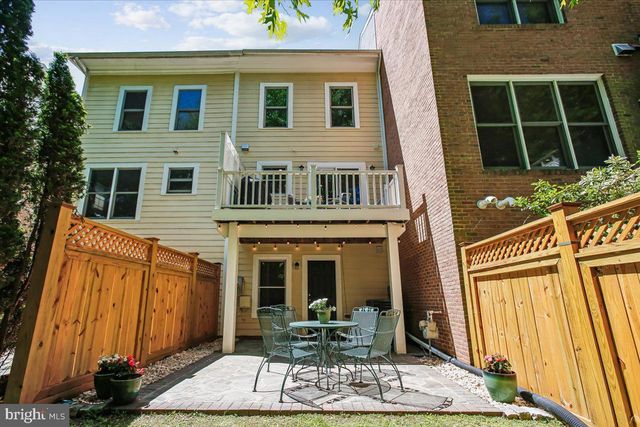 124 ROLLING TRCE, Falls Church, VA 22046