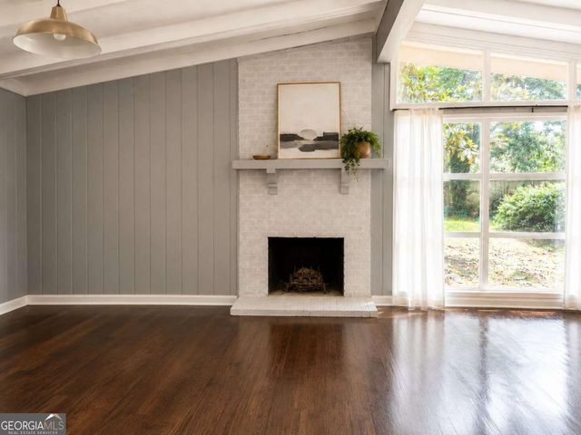 2645 Valmar Drive, Doraville, GA 30340