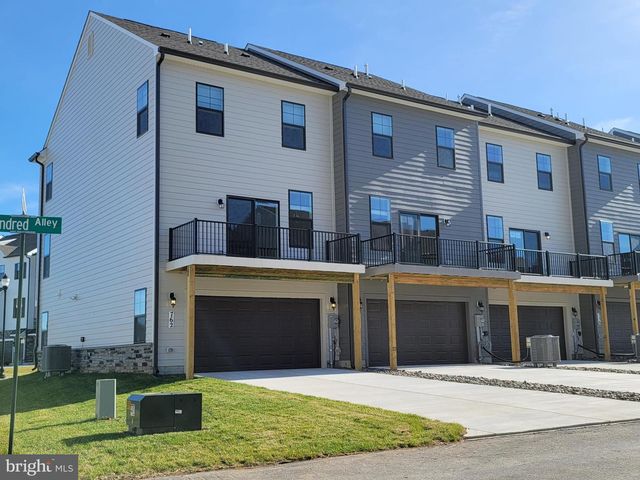 762 UNION ST, Frederick, MD 21701