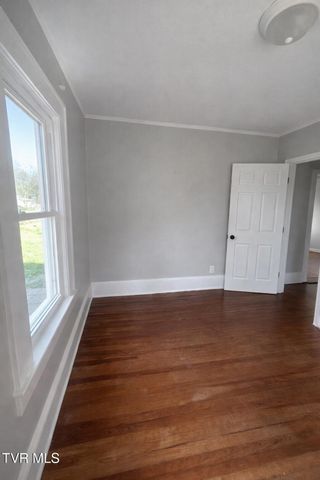 1803 Indian Ridge Road, Johnson City, TN 37604