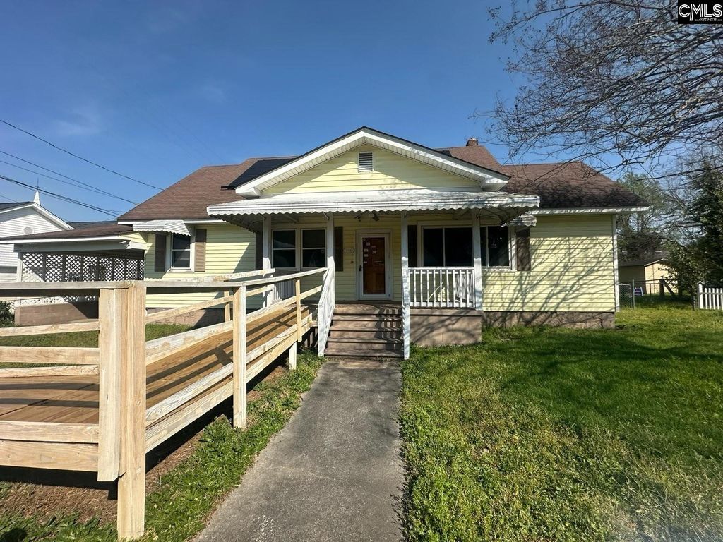 445 Oak Street Street, Winnsboro, SC 29180
