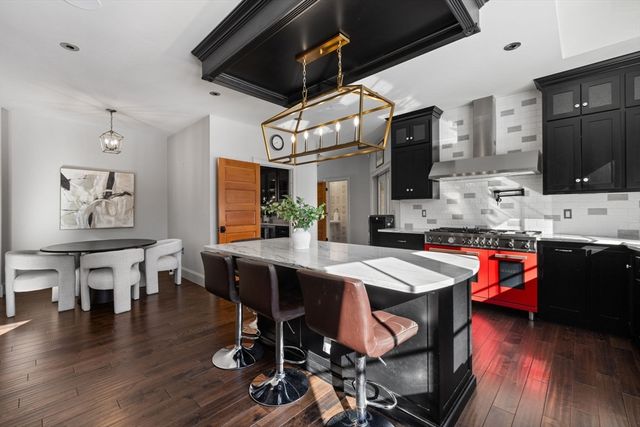 9 Coach Rd, Plainville, MA 02762