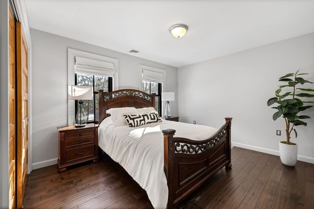 9 Coach Rd, Plainville, MA 02762