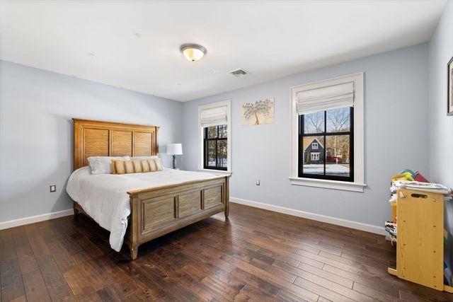 9 Coach Rd, Plainville, MA 02762