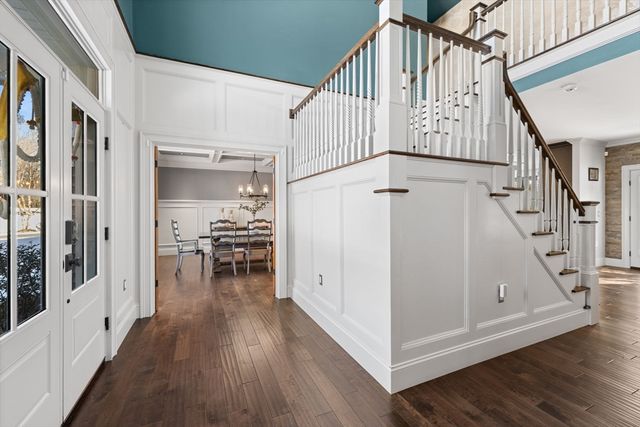 9 Coach Rd, Plainville, MA 02762