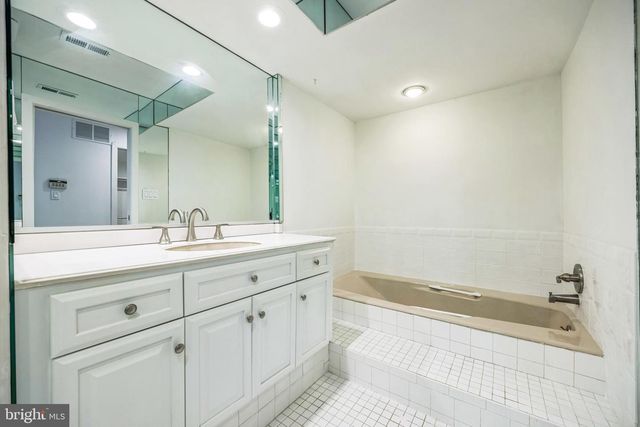 24 CENTURA, Cherry Hill, NJ 08003