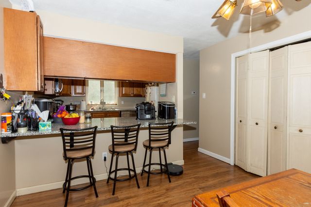 9 Elwood Lane, Norwich, CT 06360