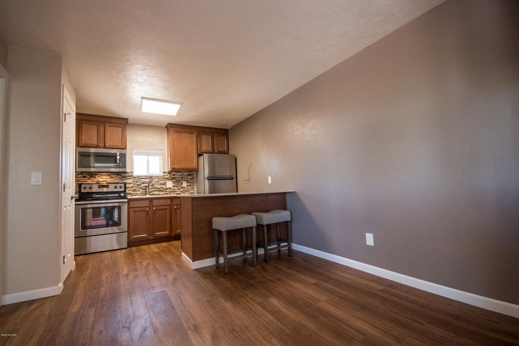 3777 E 2nd St Apt 6, Tucson, AZ 85716