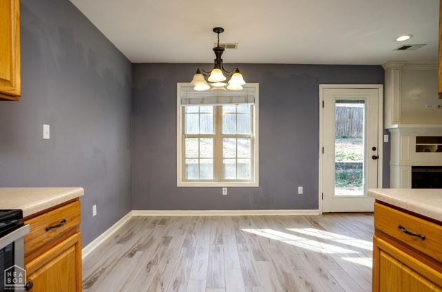 2713 Freedom Drive, Jonesboro, AR 72401