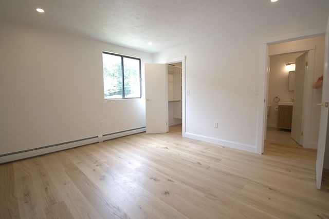 200 Fellsview Terrace 205B, Stoneham, MA 02180